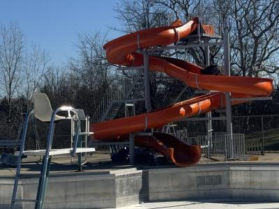 Photo of the newly refurbished slide at Tiffin City Pool